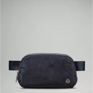 Lululemon Athletica True Navy Belt Bag *Corduroy